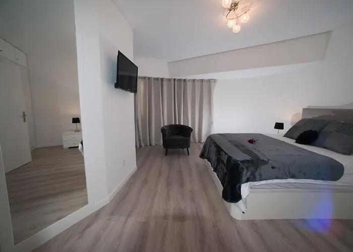 Madeira Sun * Funchal (Madeira)